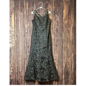 Camille La Vie Evening Gown Womens 12 Dark Grey Floral Lace Beaded Neckline